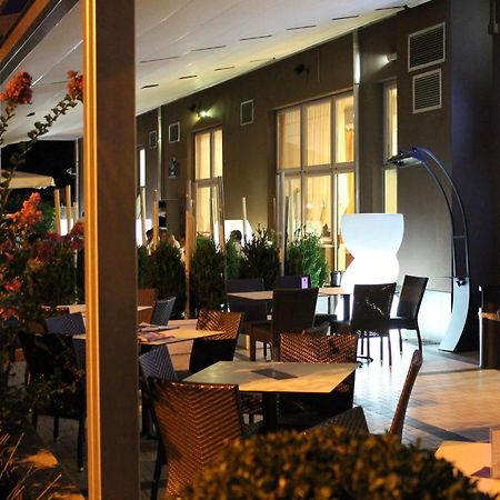 Eq Hotel 트라바글리아토 외부 사진
